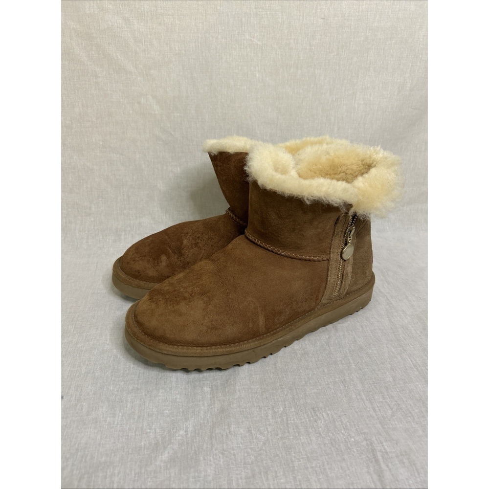 Ugg Bailey Zip Mini Women's Suede Fur Lined Size Zip Booties Size US 10